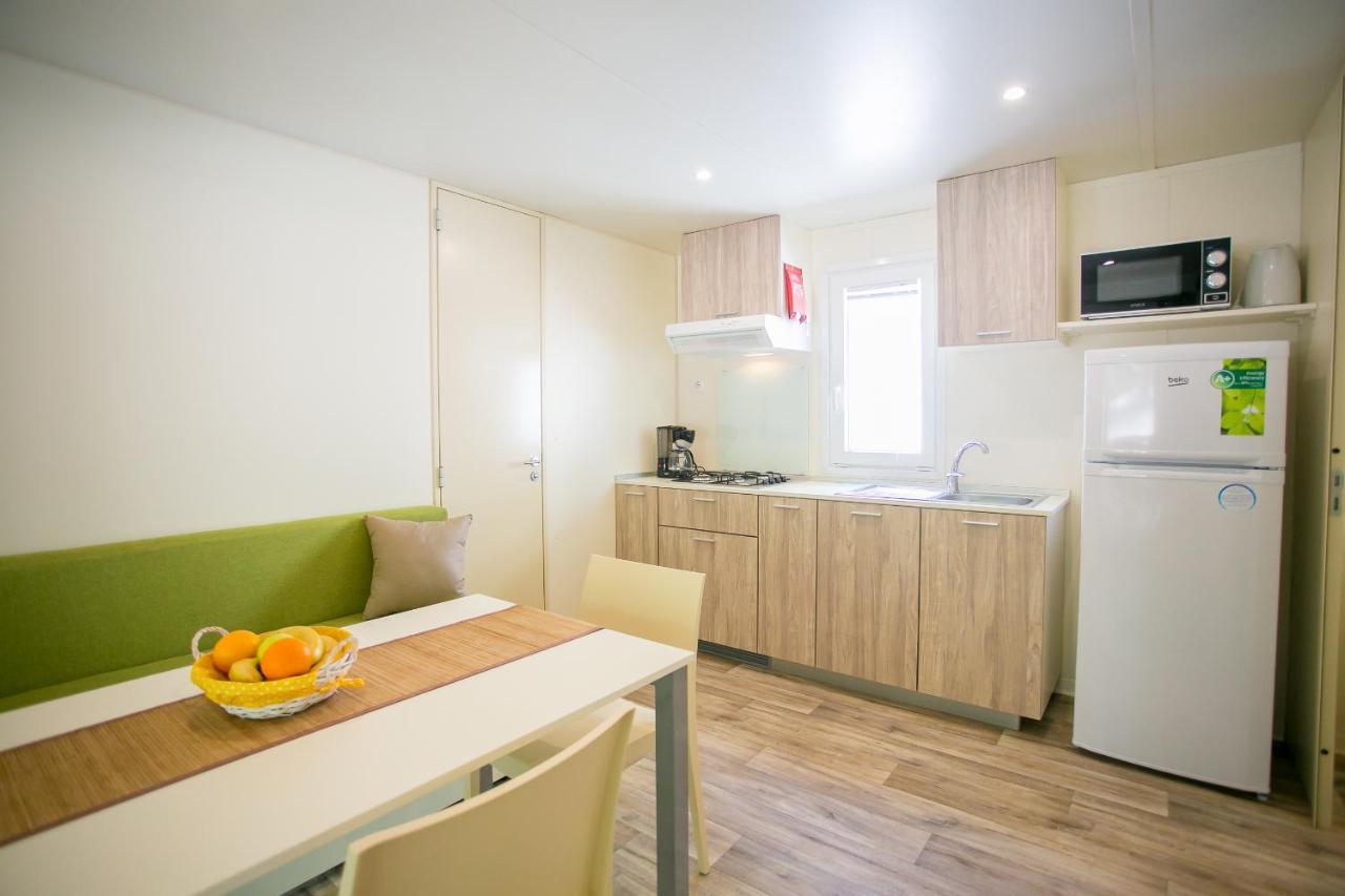 Mobile Homes Premium Magnolia Bijela Uvala Poreč Kültér fotó